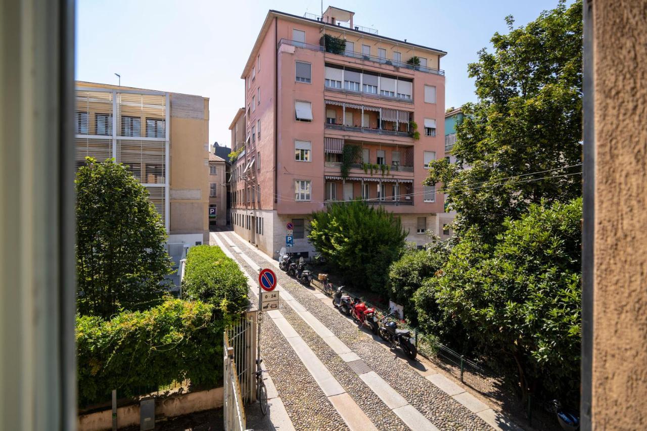 Апартаменты Residenza Cornaggia Милан Экстерьер фото